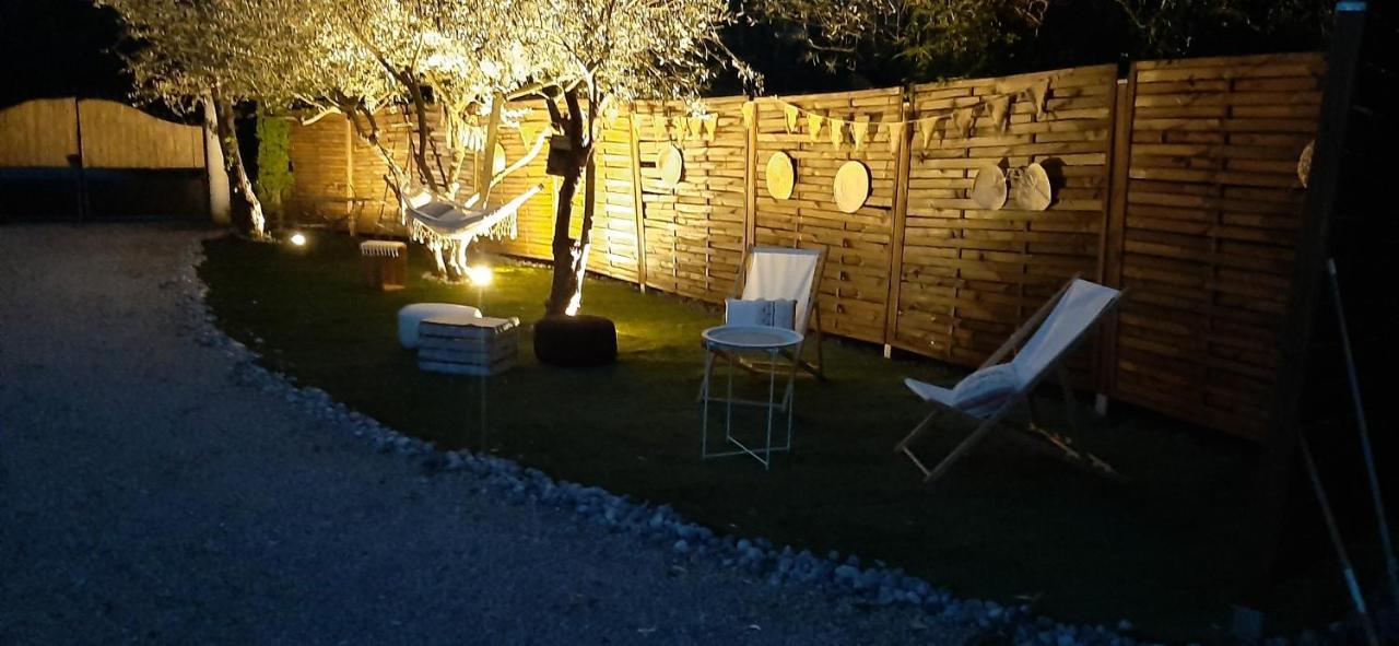 La Villa Jasmin Montauroux Bagian luar foto