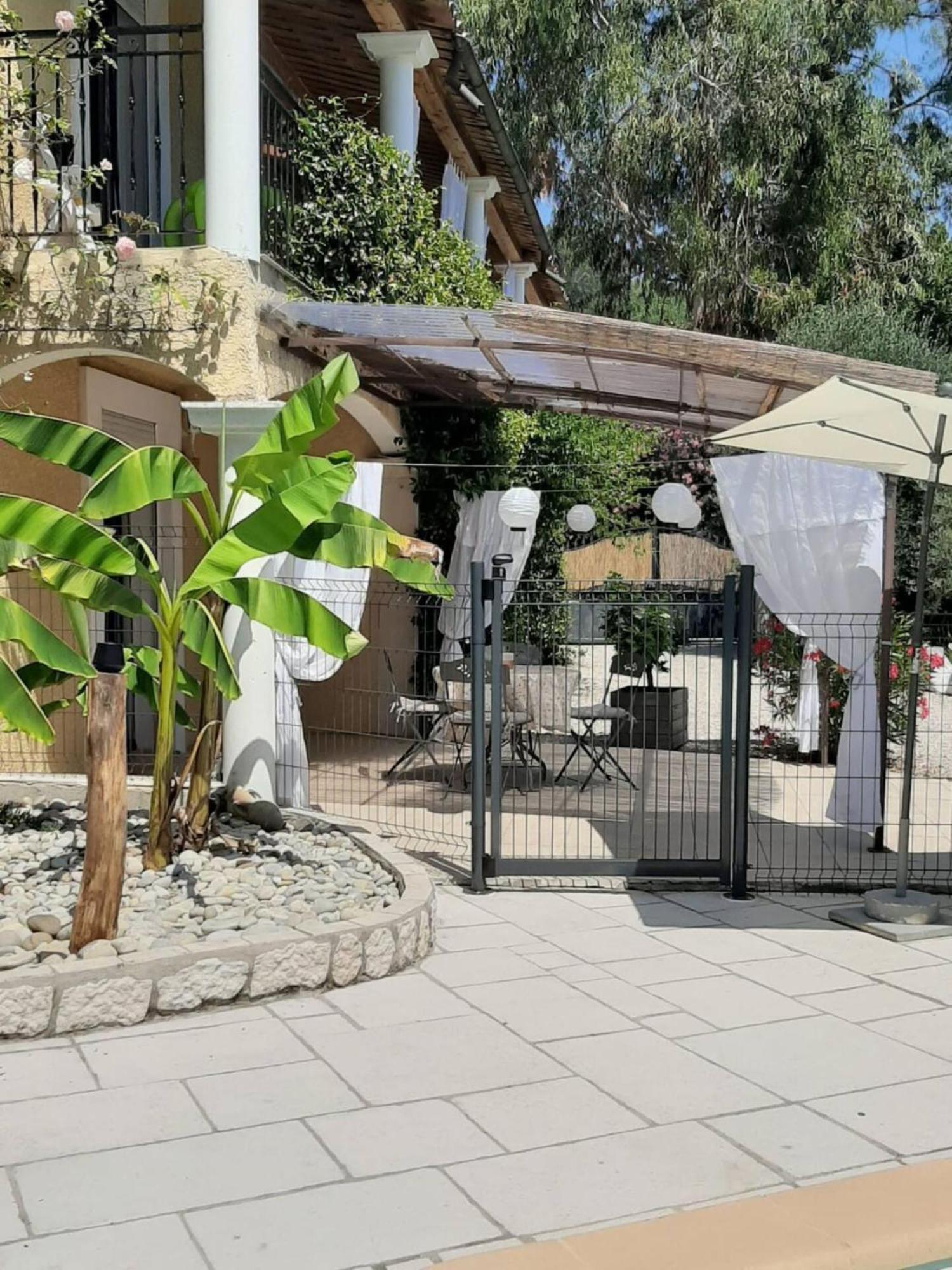 La Villa Jasmin Montauroux Bagian luar foto