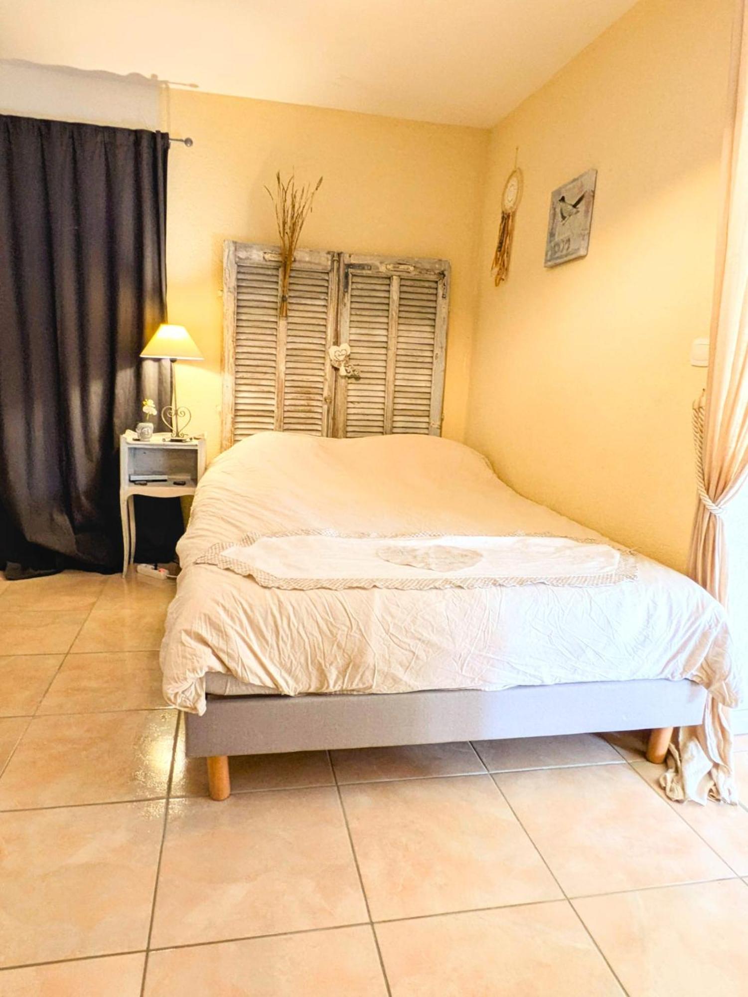 La Villa Jasmin Montauroux Ruang foto